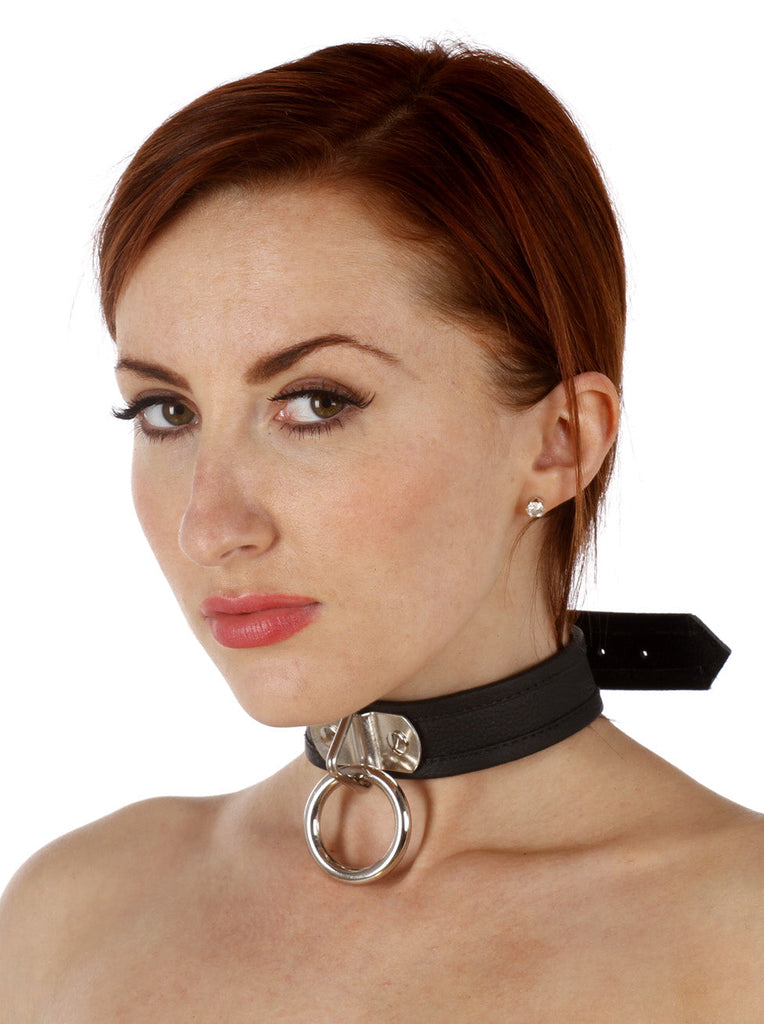 Leather Choker with Chunky O Ring in Black
