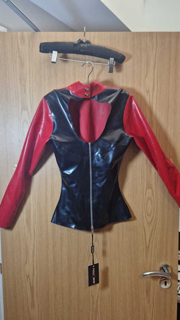 Clearance - Black & Red Sample Keyhole Top Size Small