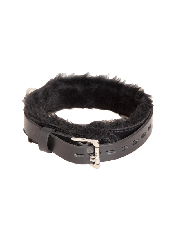 Leather Triple D Ring Lockable Choker With Fur Lining